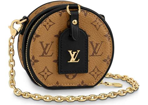 louis vuitton boite chapeau necklace